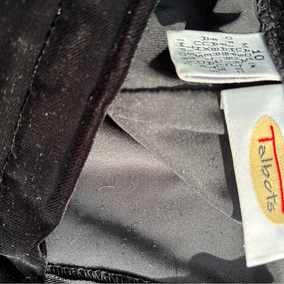 Women’s Black Velvet Skirt Talbots Size 10 party dress goth Dark Academia Y2K - Picture 3 of 8